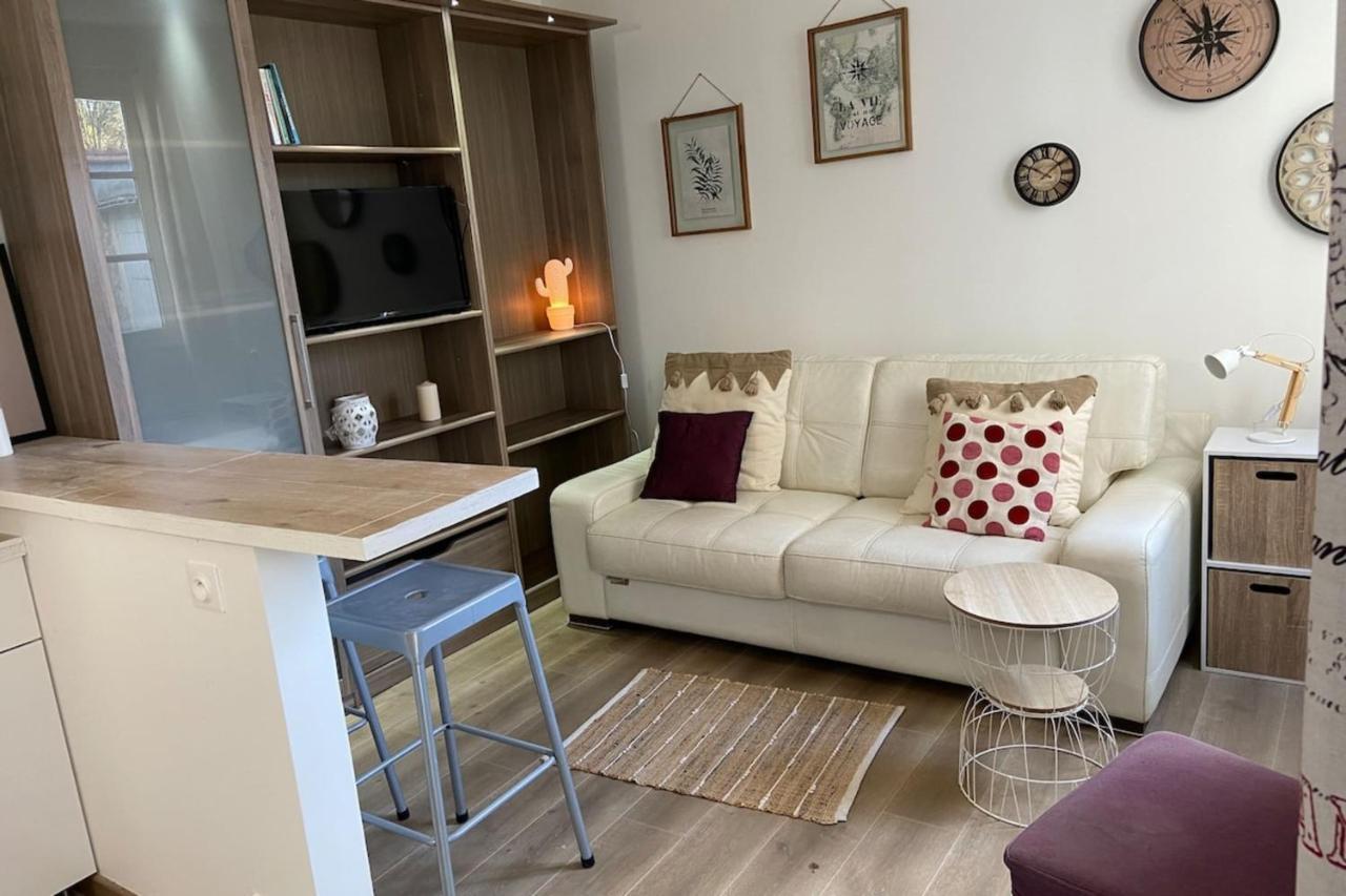 Agreable Appart'Hotel Smart Cosy Proche Commerces Fontainebleau Exterior photo